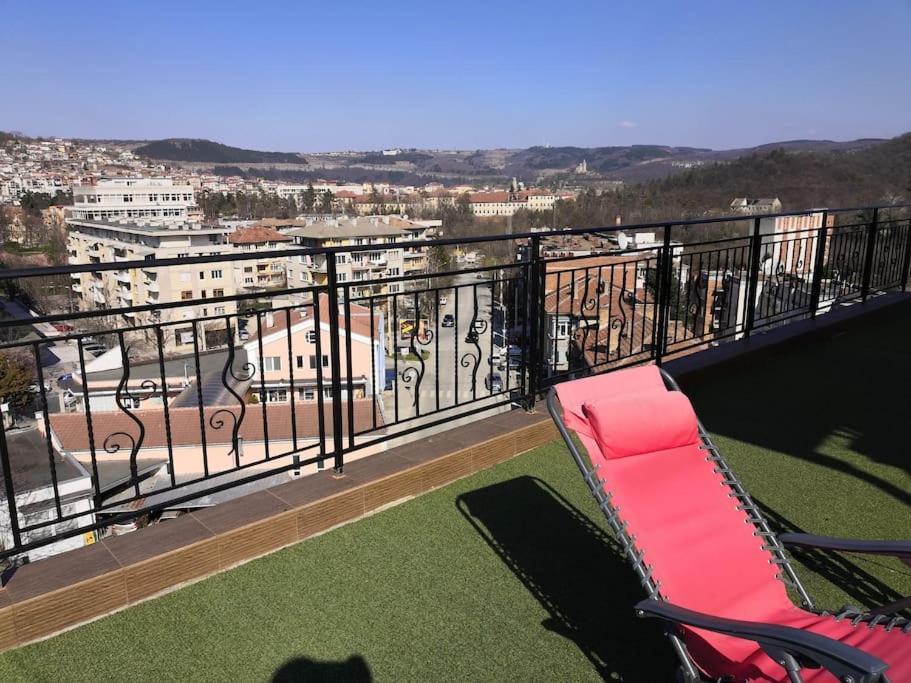 Unique Studio- Great Balcony And View! Parking Possibility! Veliko Tarnovo Ngoại thất bức ảnh