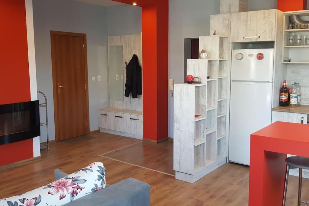 Unique Studio- Great Balcony And View! Parking Possibility! Veliko Tarnovo Ngoại thất bức ảnh