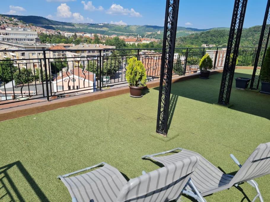 Unique Studio- Great Balcony And View! Parking Possibility! Veliko Tarnovo Ngoại thất bức ảnh
