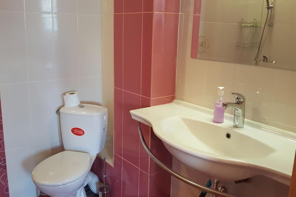 Unique Studio- Great Balcony And View! Parking Possibility! Veliko Tarnovo Ngoại thất bức ảnh