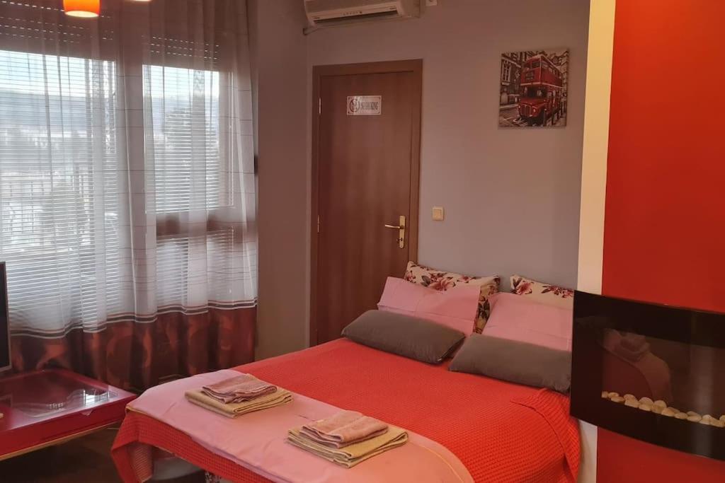 Unique Studio- Great Balcony And View! Parking Possibility! Veliko Tarnovo Ngoại thất bức ảnh