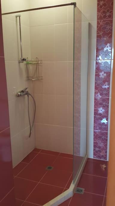 Unique Studio- Great Balcony And View! Parking Possibility! Veliko Tarnovo Ngoại thất bức ảnh